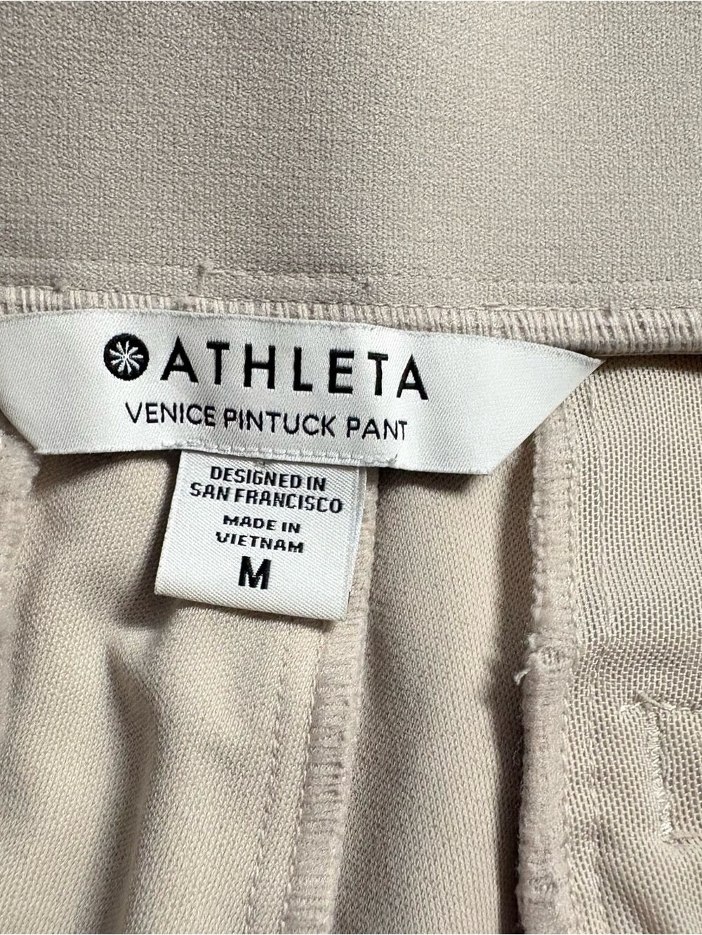 Athleta Venice Pintuck Pant - Picture 3 of 4